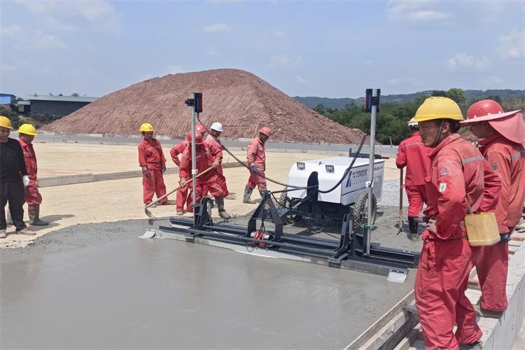 二輪激光整平機(jī)做地坪效果超平整
